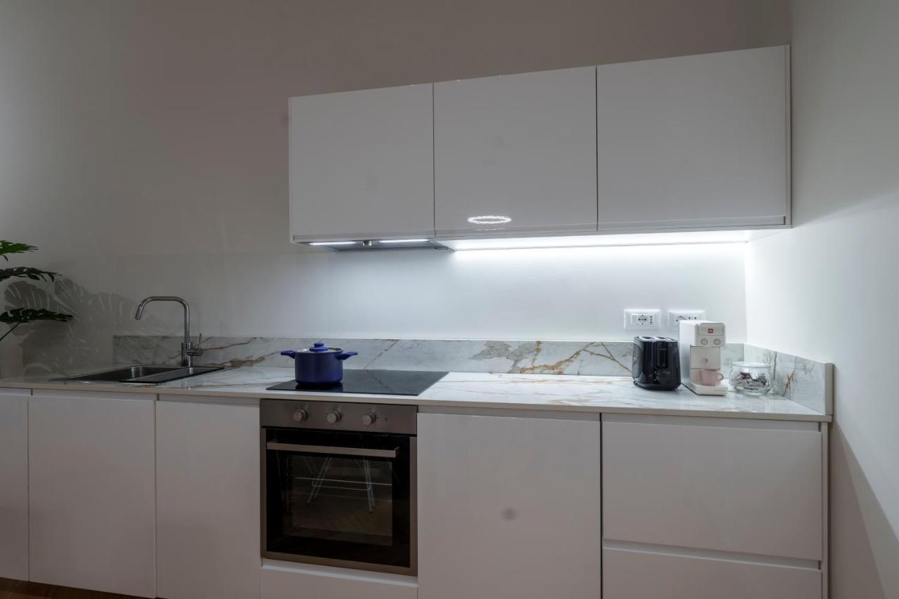 Porta Venezia-Trilocale-Luxury Con Wifi-Neflix Apartman Milánó Kültér fotó
